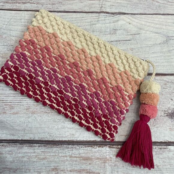 Shiraleah Handbags - Shiraleah Giselle Zip Pouch Crochet Bobble with Tassel Ombré Pink and Cream NEW